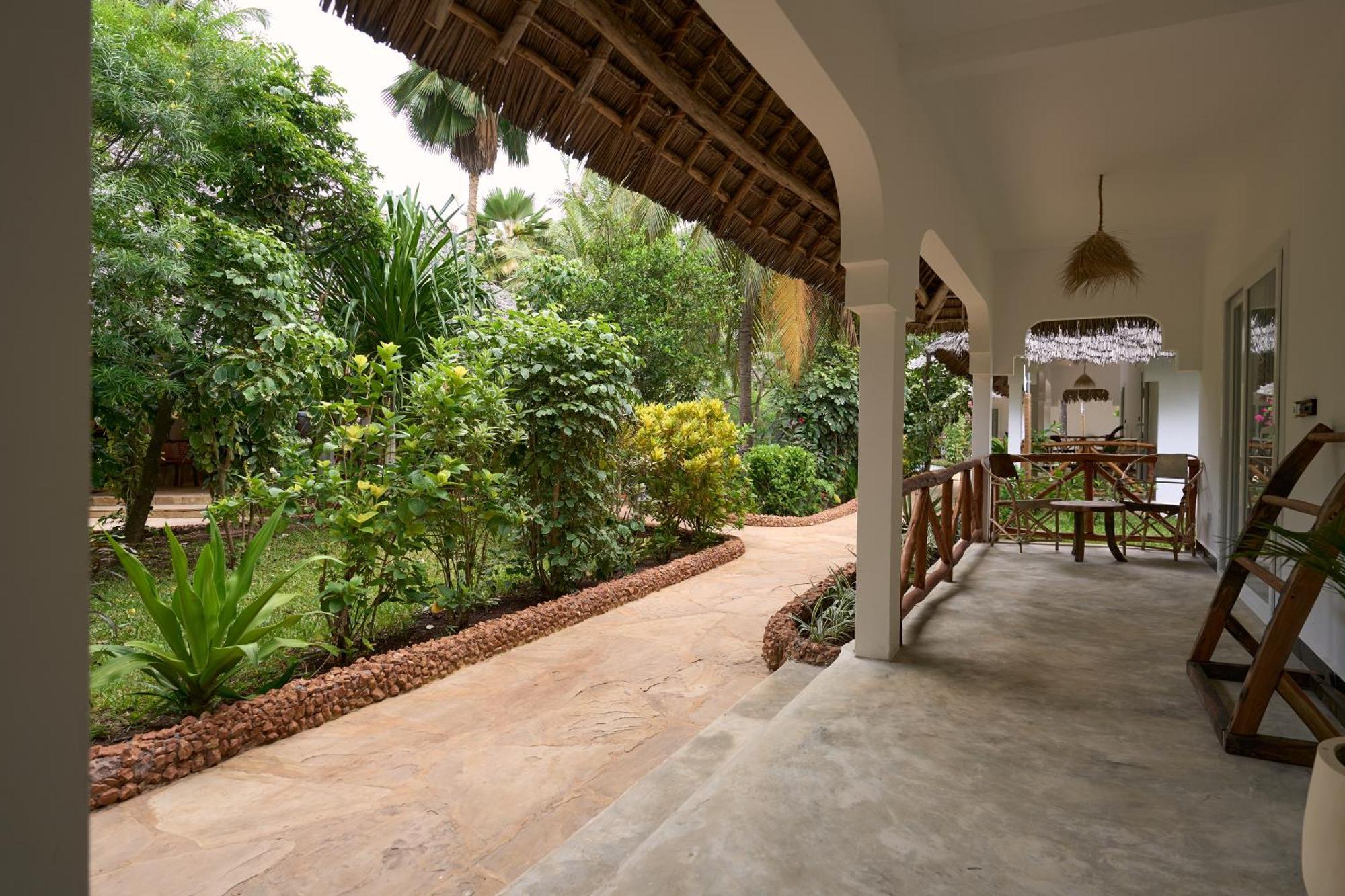 African Bungalows Nungwi Exterior foto