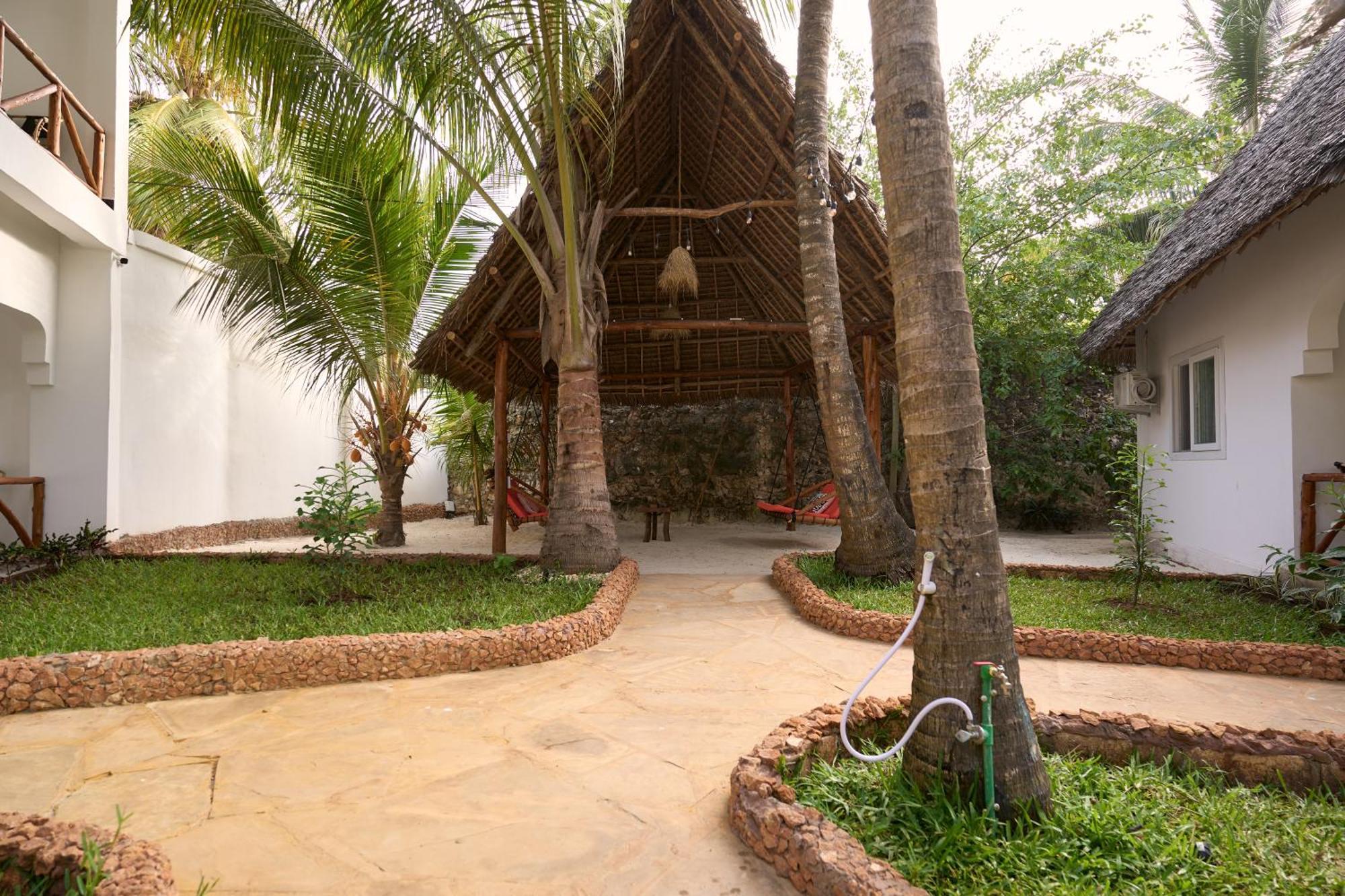 African Bungalows Nungwi Exterior foto